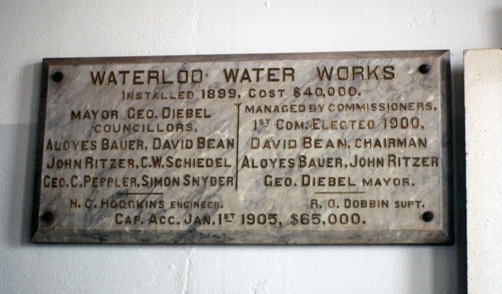 plaque commemorating the formation of the Water Commission and construction of the William Street pumping station in 1899. 